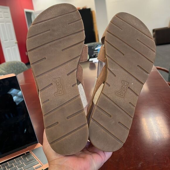 B.O.C. Neutral Elastic Comfort Sandals sz 10 EUC - Picture 7 of 7